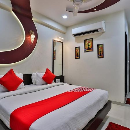 Collection O 7557 Hotel Shiv Kunj Exotica Naroda Εξωτερικό φωτογραφία