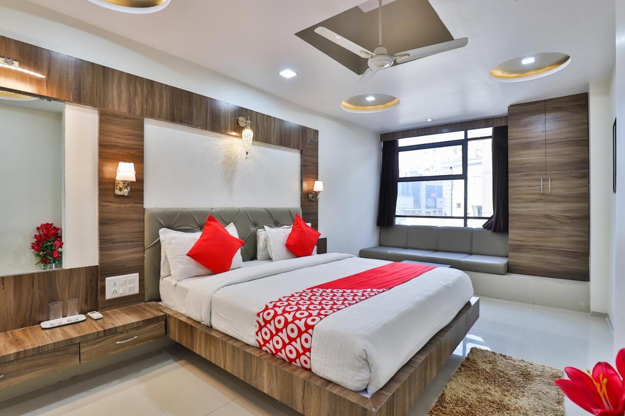 Collection O 7557 Hotel Shiv Kunj Exotica Naroda Εξωτερικό φωτογραφία