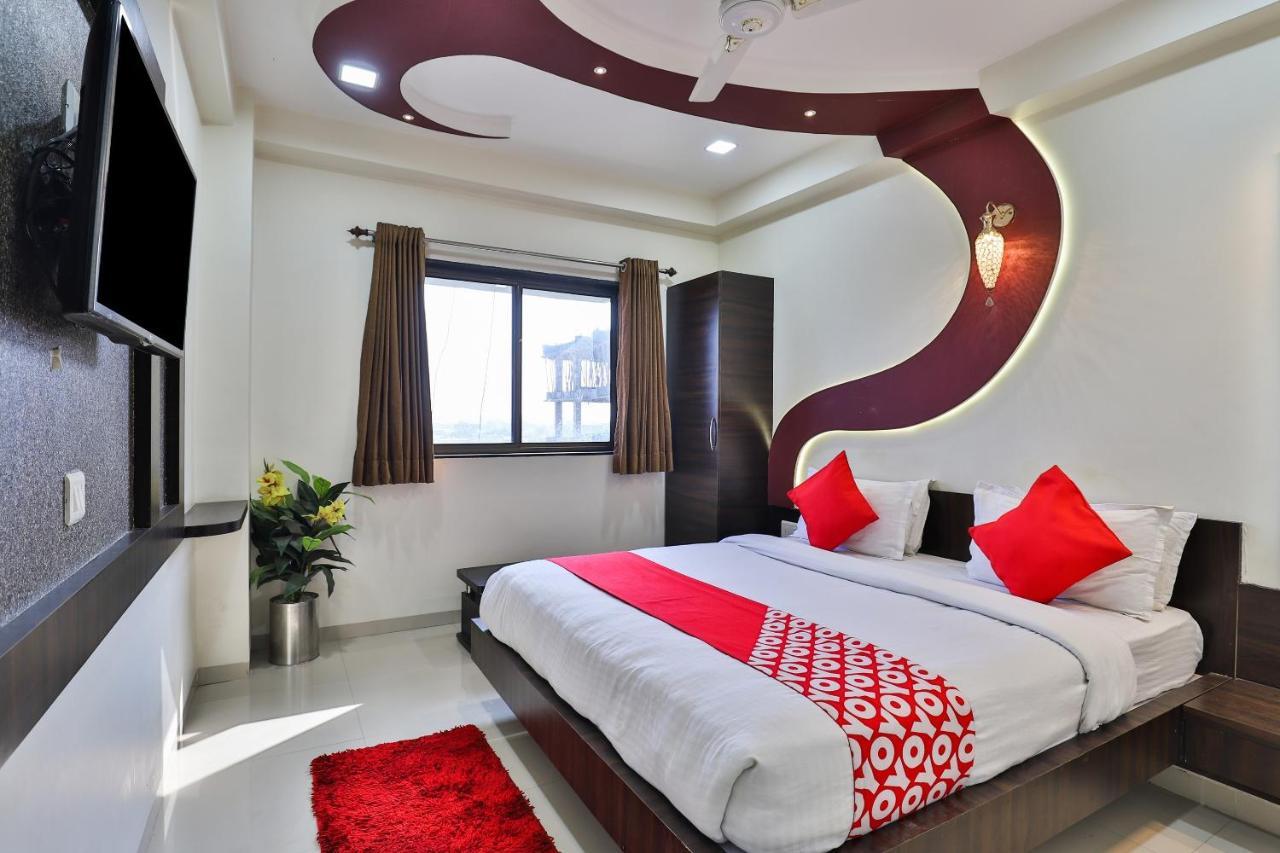 Collection O 7557 Hotel Shiv Kunj Exotica Naroda Εξωτερικό φωτογραφία